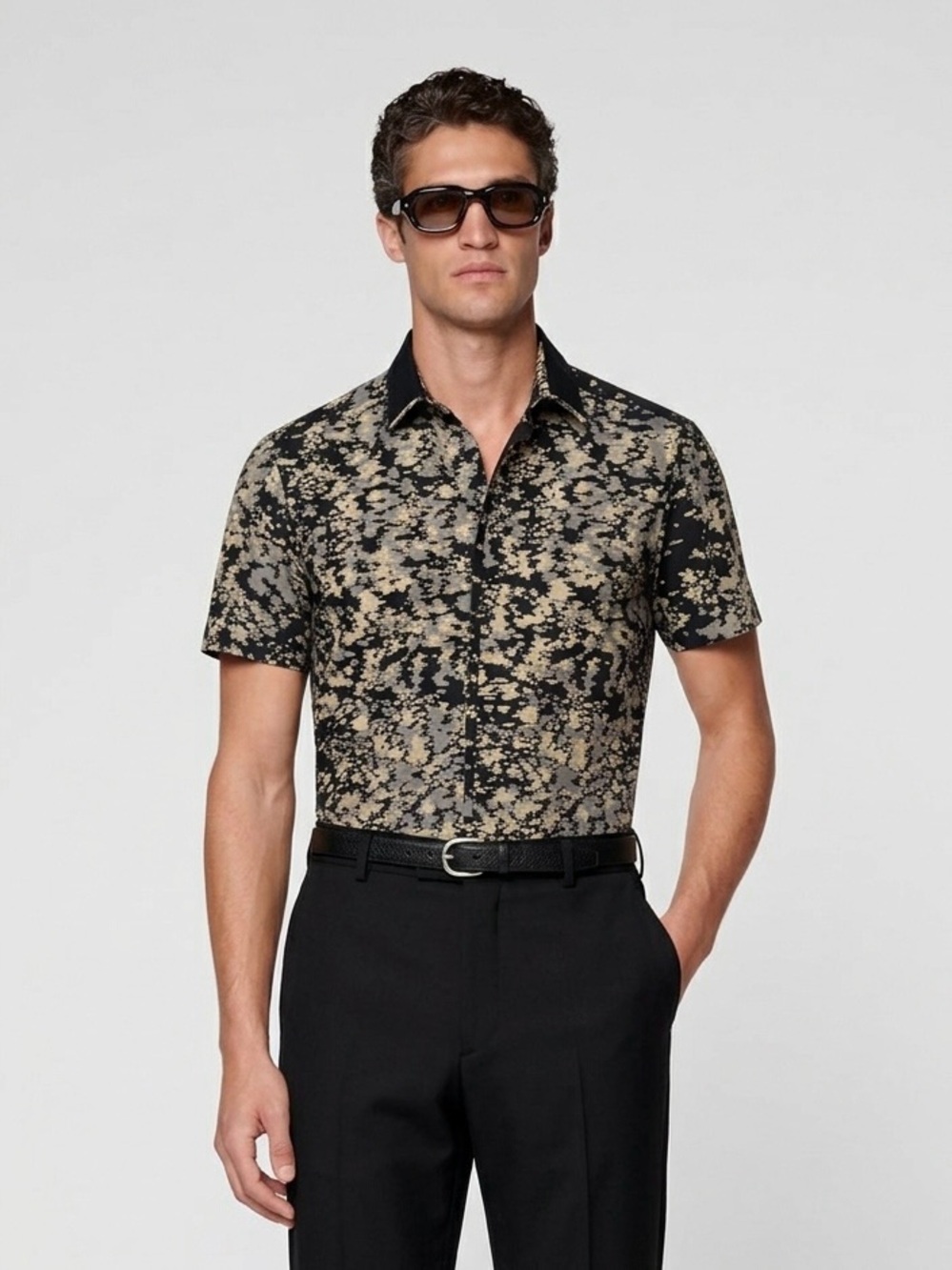 Pringle of Scotland Runway Digital Pixel Camo Shirt Sz Small Edgy Contemporary